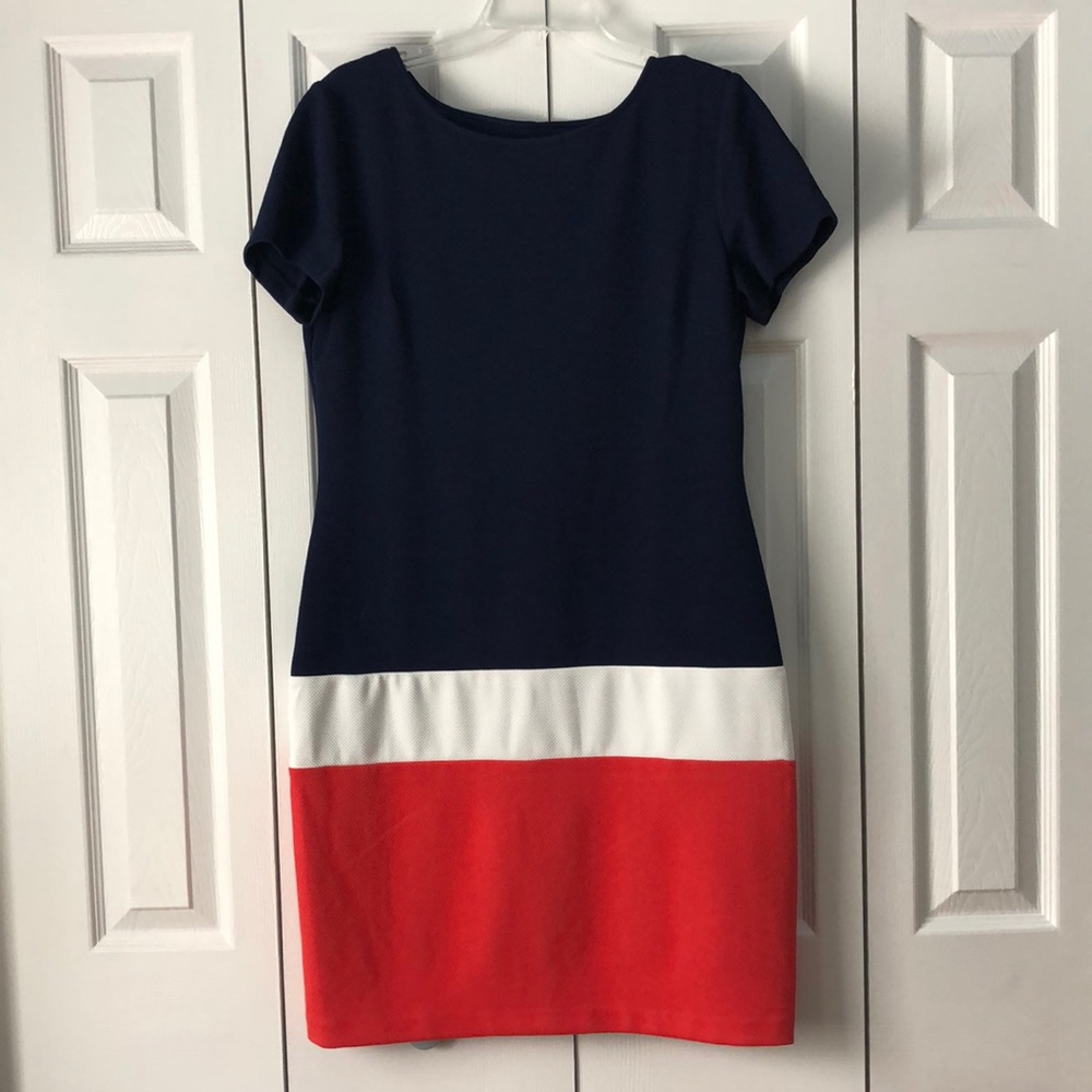 Ronni Nicole drew size 12